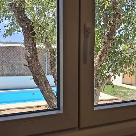 Passive House Con Piscina Y Jardin Privado *