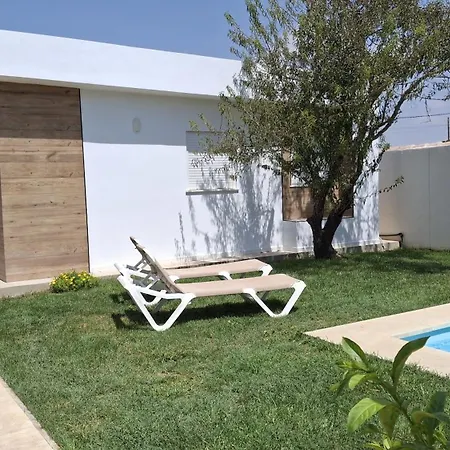 Passive House Con Piscina Y Jardin Privado Novo Sancti Petri
